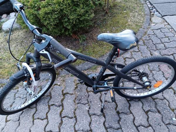 Nuoriso pyörä Vantaa - valokuva 3