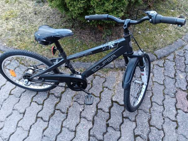 Nuoriso pyörä Vantaa - valokuva 1