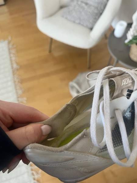 Adidas piikkarit Йоэнсуу - изображение 4