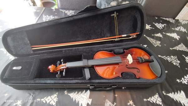 Viulu setti aikuiselle, UUSI Turku - valokuva 1