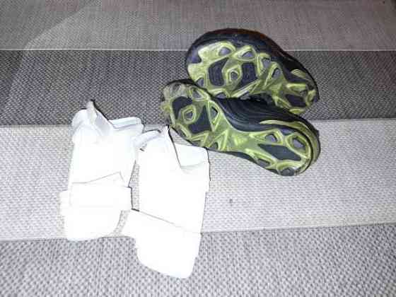 Adidas copa nappikset 31 ja säärisuojat Тампере