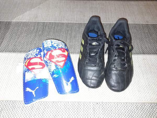 Adidas copa nappikset 31 ja säärisuojat Tampere – foto 1