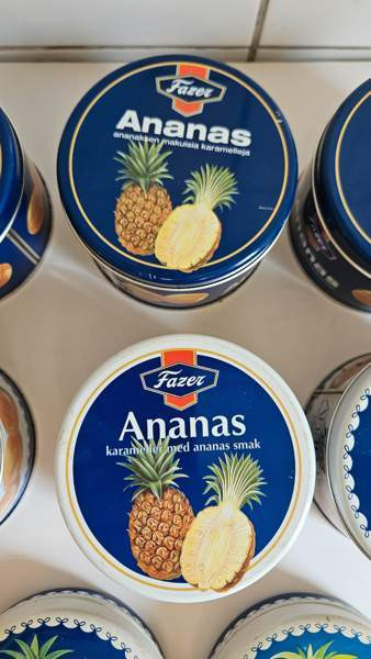 Fazer keräily peltipurkki ananas sisustus vintage Helsinki - valokuva 7