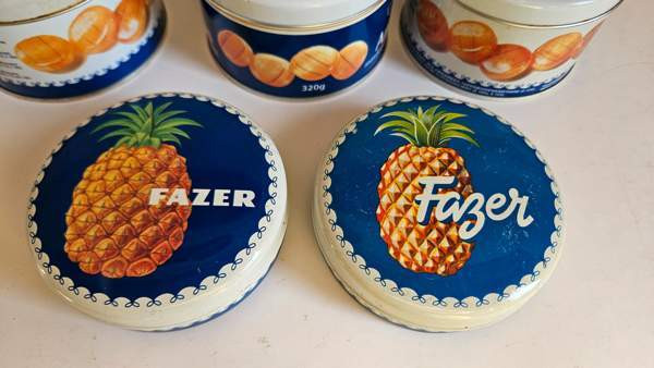 Fazer keräily peltipurkki ananas sisustus vintage Helsinki - valokuva 5