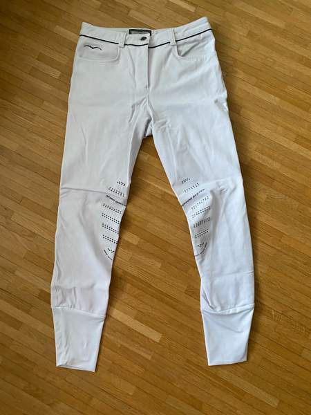 Animon kisahousut 34 Espoo - valokuva 1