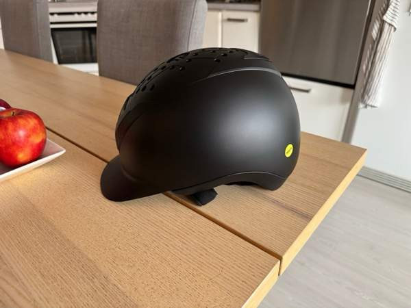 Y/ELM+ mallin ratsastuskypärä, koko 54-58cm(säädettävä) Kempele - valokuva 1