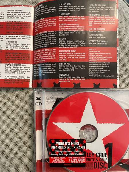 MÖTLEY CRUE : Red,White and Crue  2CD Helsinki - photo 7