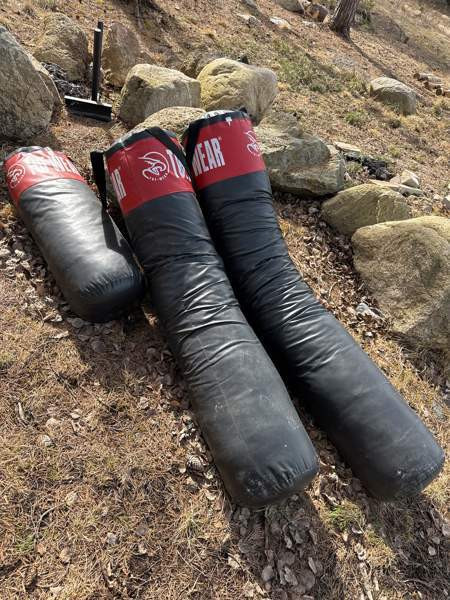 Kolme nyrkkeily säkkiä Raisio – foto 1