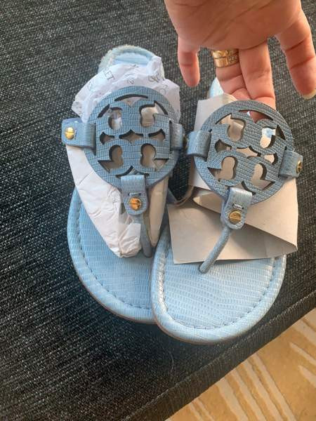 Tory Burch hyväkuntoiset  sandaalit 37 Siilinjärvi - valokuva 4