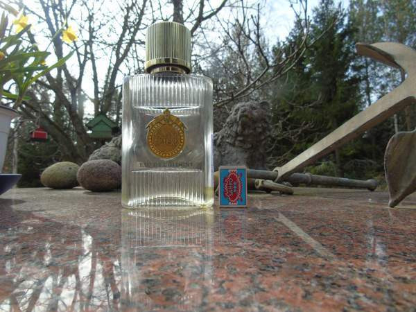 GRANVALOR jättikokoinen esittelypullo ( somistepullo) Uusikaupunki - valokuva 1