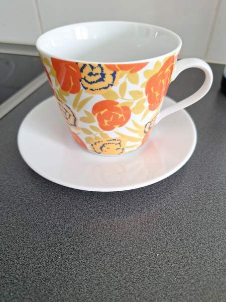 Marimekko kahvikuppi / teekuppi ja lautanen Turku - valokuva 1