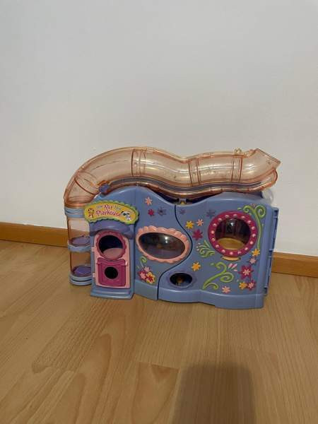 Pet shop auto ja talot Joensuu - valokuva 2