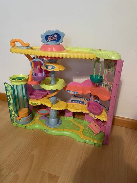 Pet shop auto ja talot Joensuu - valokuva 3