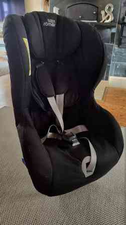 Britax Max-way turvaistuin Merikarvia