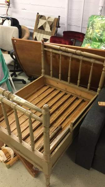 Harvinainen vanha sänky Коккола - изображение 1