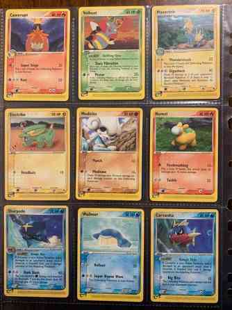 Kansiollinen Pokemon E-series kortteja Валкеакоски