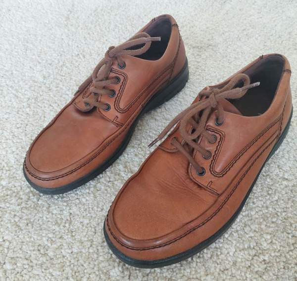 Miesten nahkakengät 42 Helsinki - valokuva 1