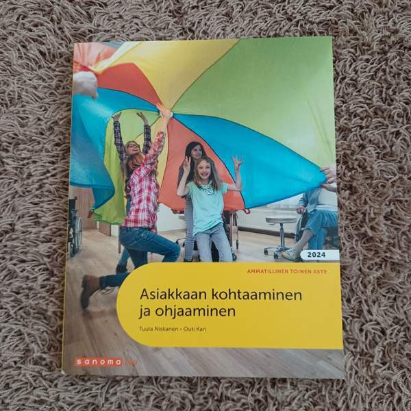 Asiakkaan kohtaaminen ja ohjaaminen 2024 Riihimaeki – foto 1