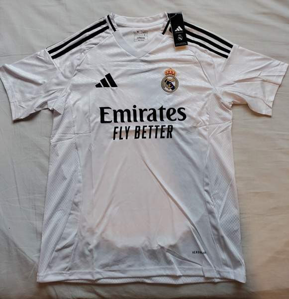 Real Madrid paita Helsinki - valokuva 1