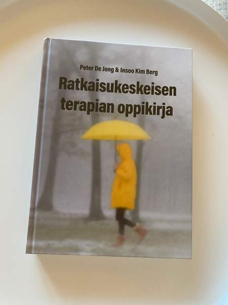 Ratkaisukeskeinen terapia kirja Joensuu - valokuva 1