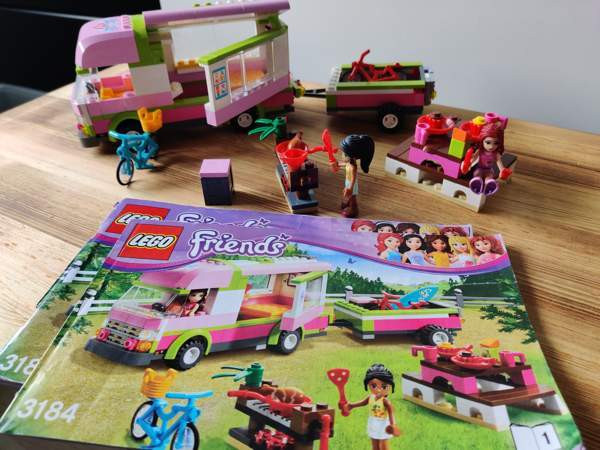 Lego Friends Matkailu-auto Оулу - изображение 1