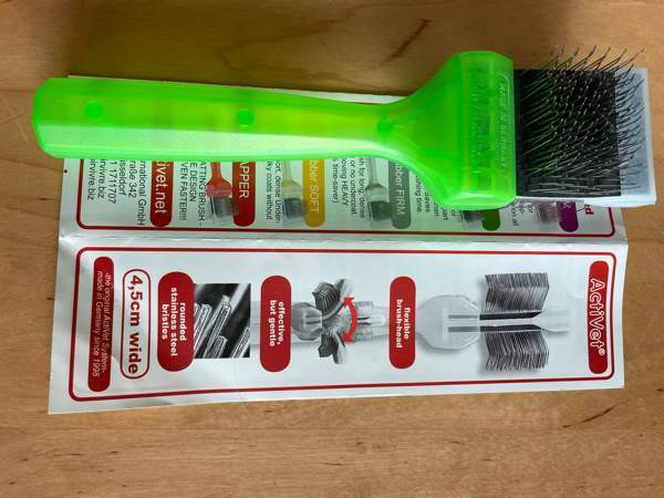 laadukas pitkäkarvaisen koiran harja Сейняйоки - изображение 2