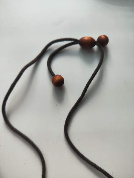 Puinen kaulakoru Nurmijaervi – foto 3