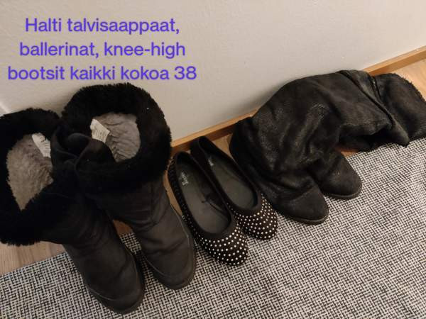 Muuton alta pois kaikenlaista tavaraa, uutta ja vanhaa Espoo - valokuva 1