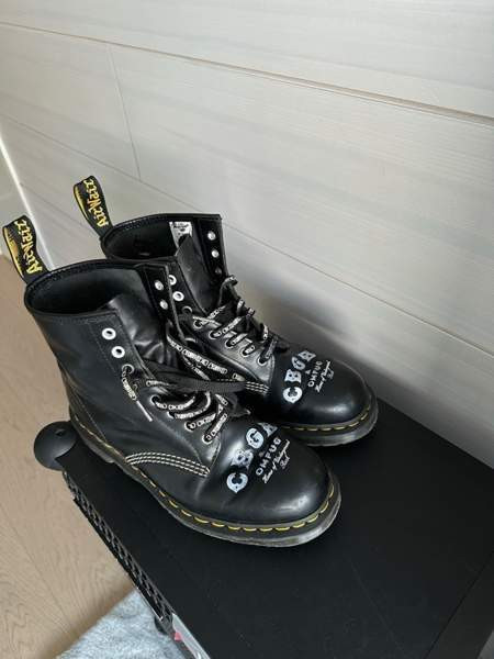 Martens kengät Vaasa – foto 1