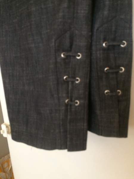 Naisten housut Helsinki - valokuva 1