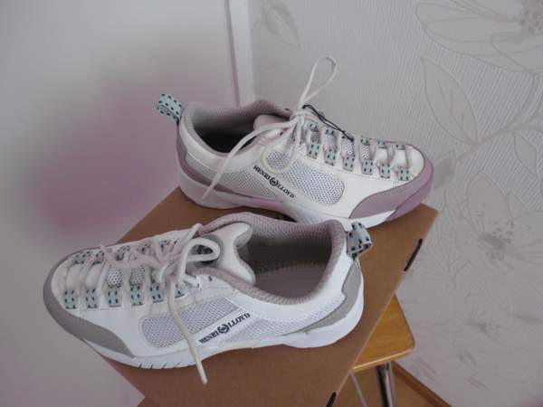 Uudet ja Laadukkaat HENRI LLOYD Nahkakengät/Tennarit Koko 36. Turku - photo 5