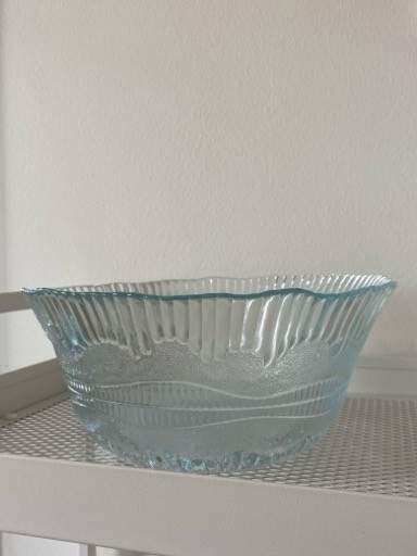 Lasinen tarjoilukulho Рованиеми - изображение 1