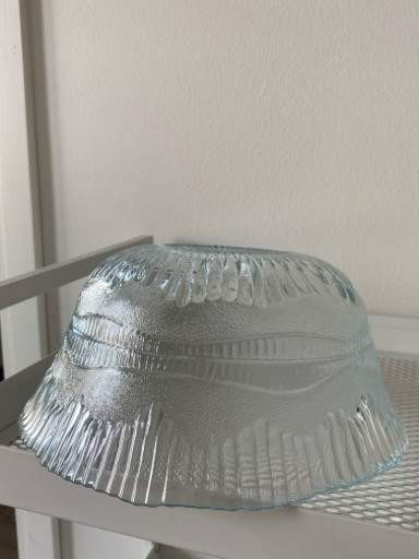 Lasinen tarjoilukulho Рованиеми - изображение 3