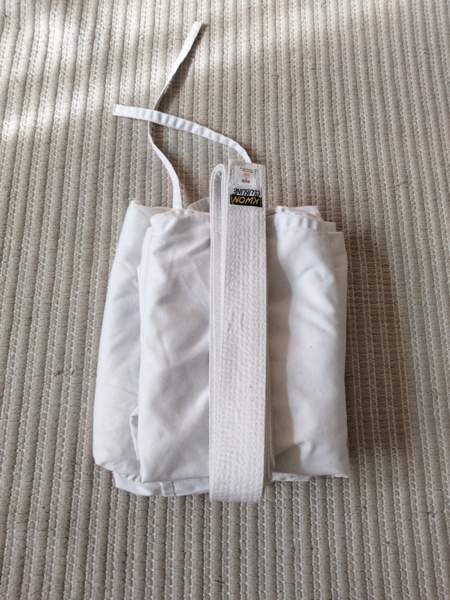 Taekwondo asu 180cm Янаккала - изображение 1