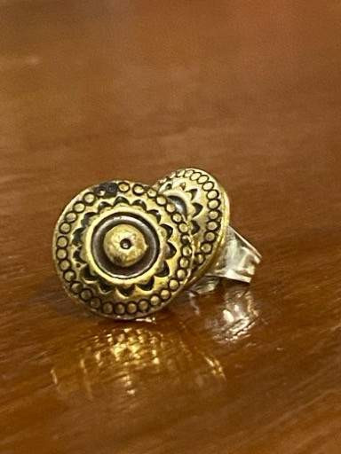 Kalevala Koru pronssiset 1225 nappikorvakorut Vantaa - photo 2