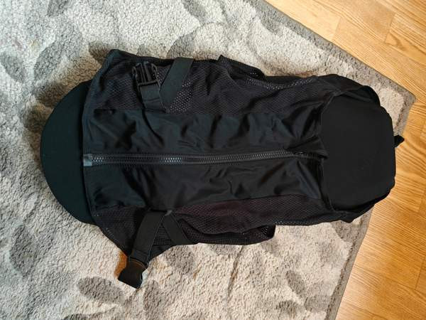 Turavaliivi Covalliero Maentsaelae – foto 2