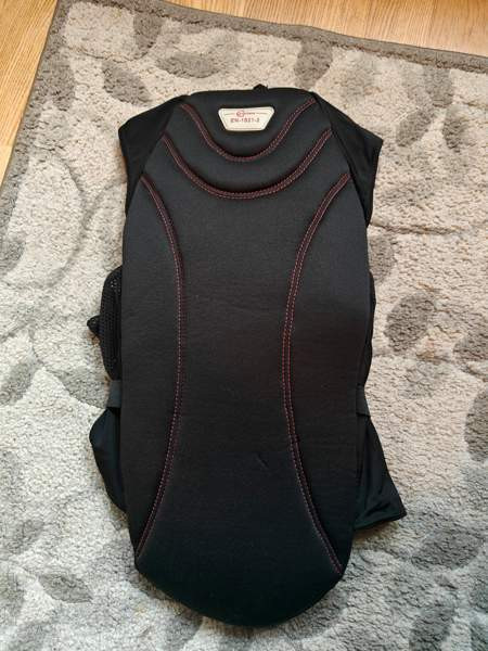 Turavaliivi Covalliero Maentsaelae – foto 1