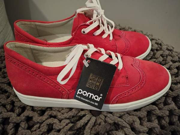 Pomar nahkatennarit 38 Helsinki - valokuva 2