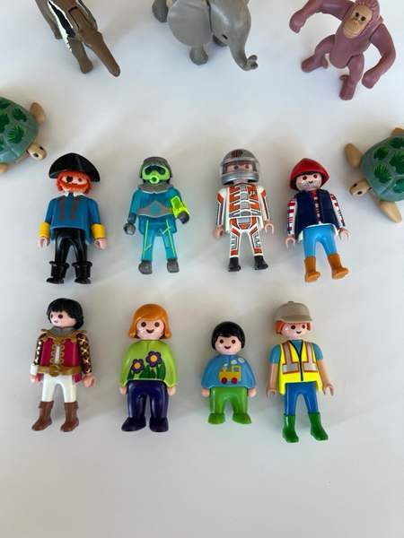 Playmobil hahmot ja eläimet Helsinki - valokuva 2