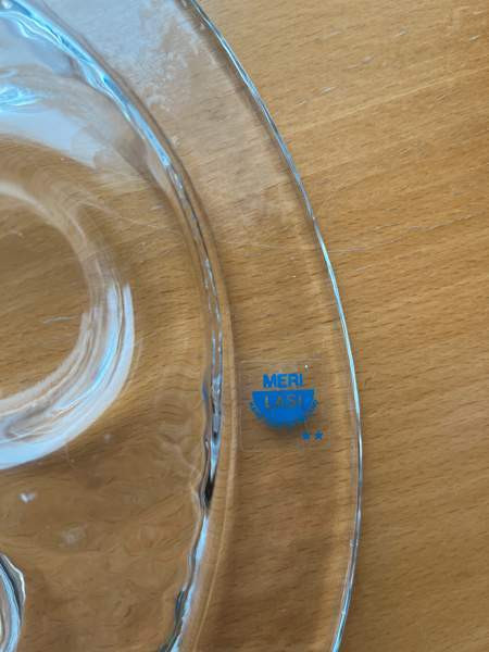 Meri lasin iso lasinen tuikkualusta Tampere - valokuva 2