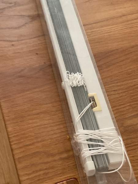 Valkoinen Sälekaihdin Tampere - photo 1