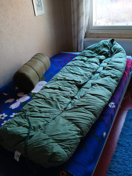 Myydään kaksi untuvamakuupussia Эспоо - изображение 2