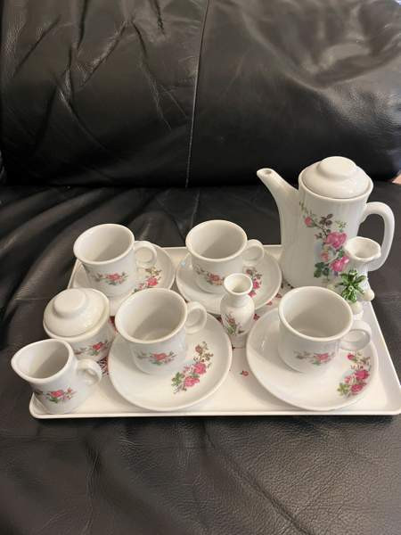 Lasten leikki posliiniastiasto / kahviastiasto yhteishintaan Kemi - valokuva 1