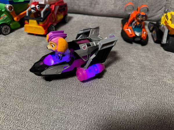 Ryhmä Hau pennut ajoneuvoineen Тампере - изображение 8