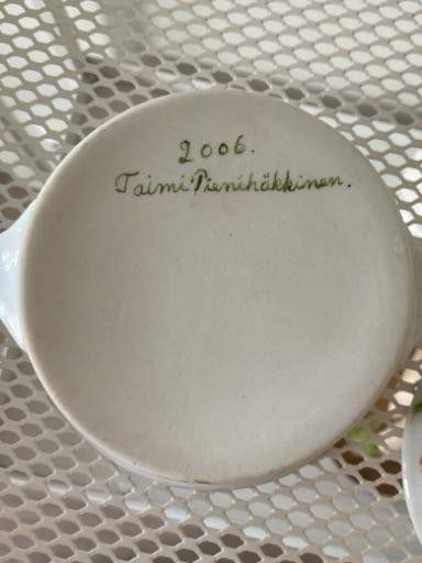 Posliininen käsinmaalattu rasia Rovaniemi - valokuva 4