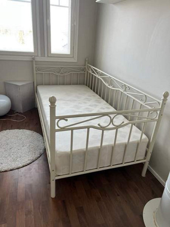 myydään kaksi 90cm sänkyä Lohja – foto 2
