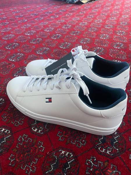 Tommy Hilfiger kengät Helsinki - valokuva 3