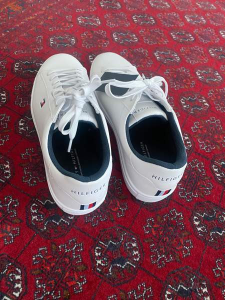 Tommy Hilfiger kengät Helsinki - valokuva 2
