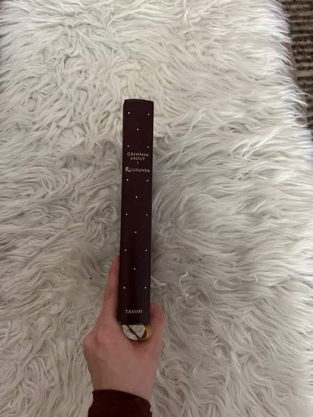 Grimmin sadut ruusunen Helsinki - изображение 3