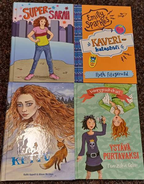 GIRL:IT nuorten kirjat Kaarina - valokuva 1